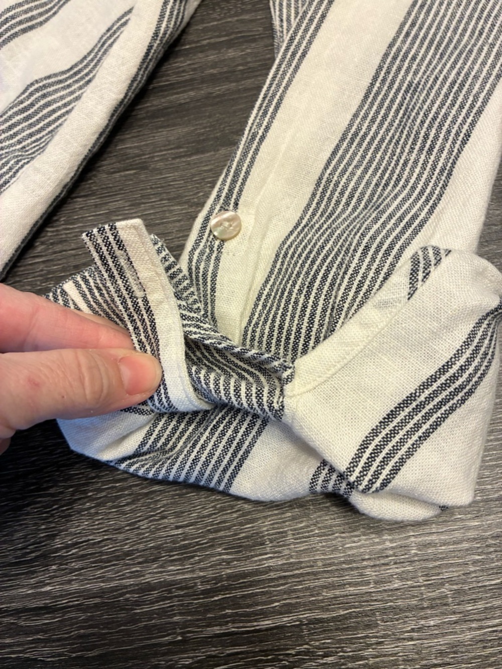 🌿 Orvis Linen Blend Button Down Shirt XL Striped Roll Tab Sleeve NWT - Picture 6 of 13
